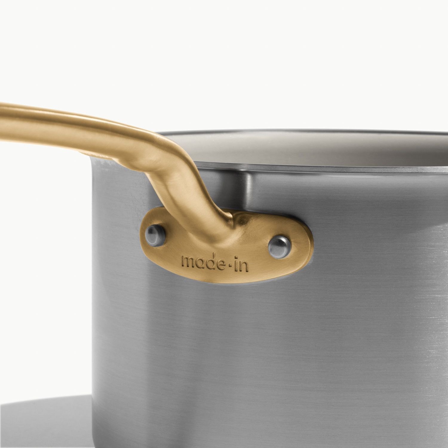 CeramiClad™ Non Stick Saucepan - Image 6